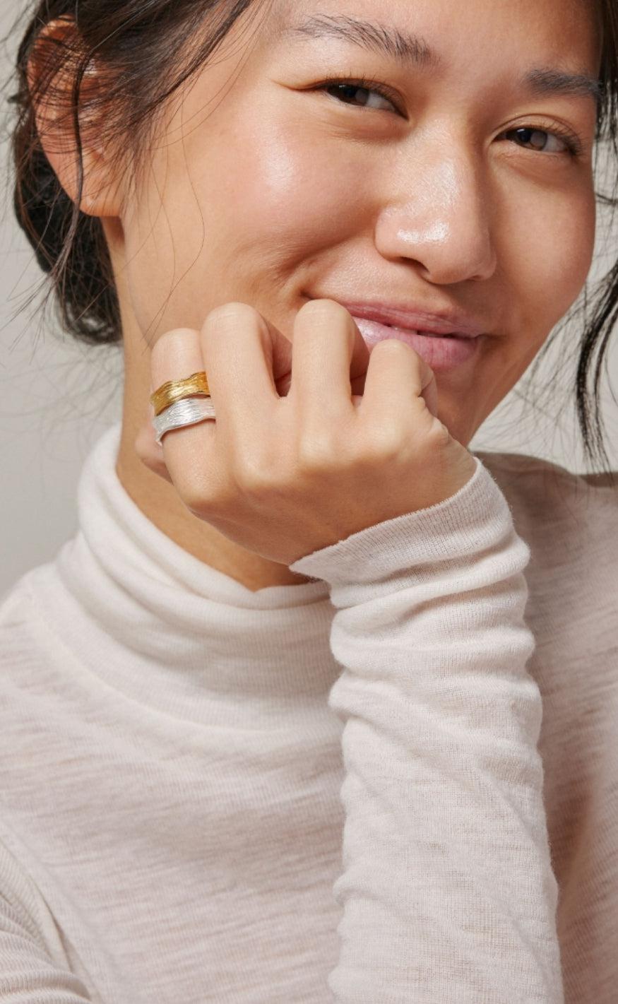ENAMEL Copenhagen Ring - Ane - Gold Colour