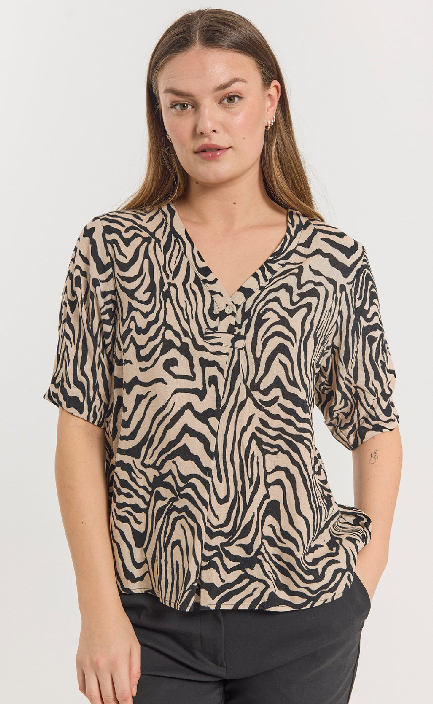 Freequent Bluse - Larin - Simply Taupe w. Black