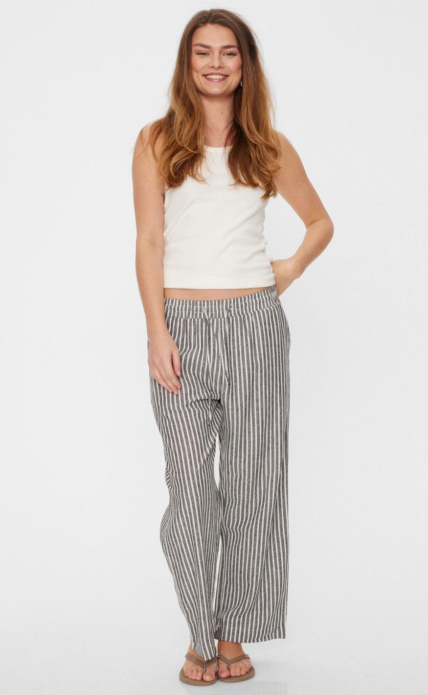 Freequent Bukser - Lava - Black W. Off White