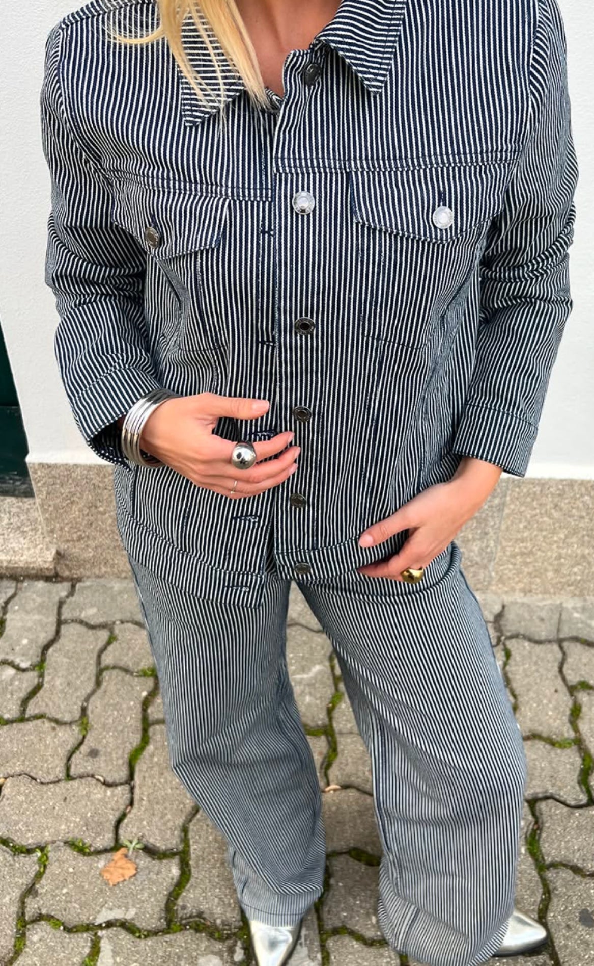 Freequent Bukser - Melly - Off-white w. Navy Blazer