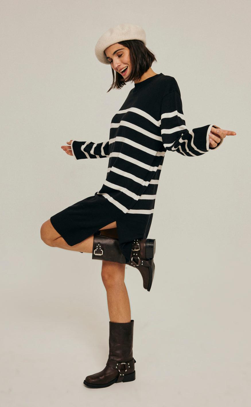 Freequent Kjole - Monday - Black W. Offwhite