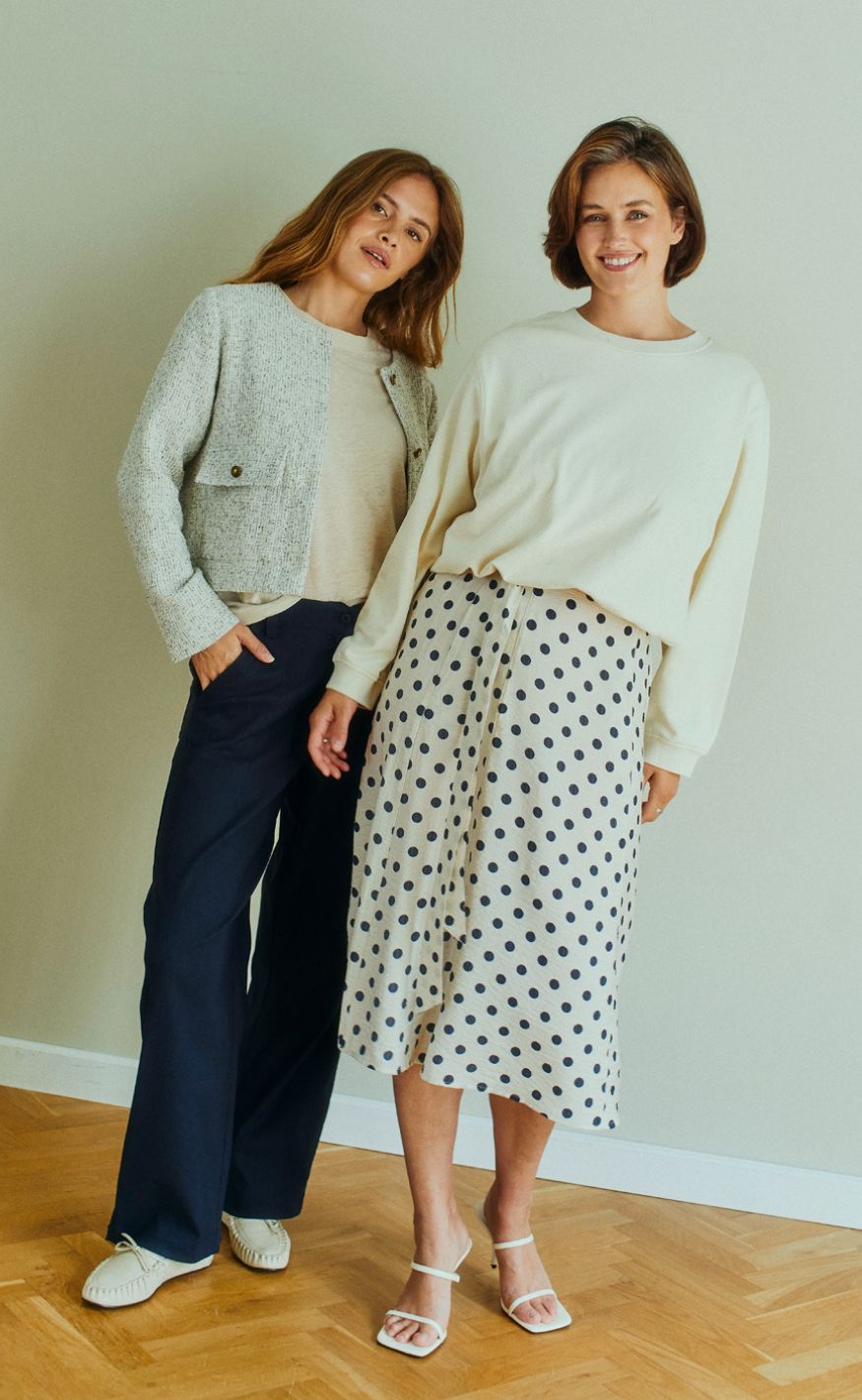 Freequent Nederdel - Alma - Moonbeam w. Navy Blazer