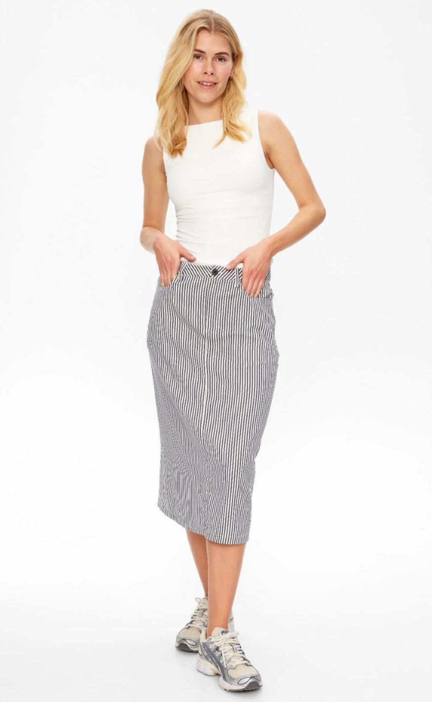 Freequent Nederdel - Mella - Medieval Blue W. Off White
