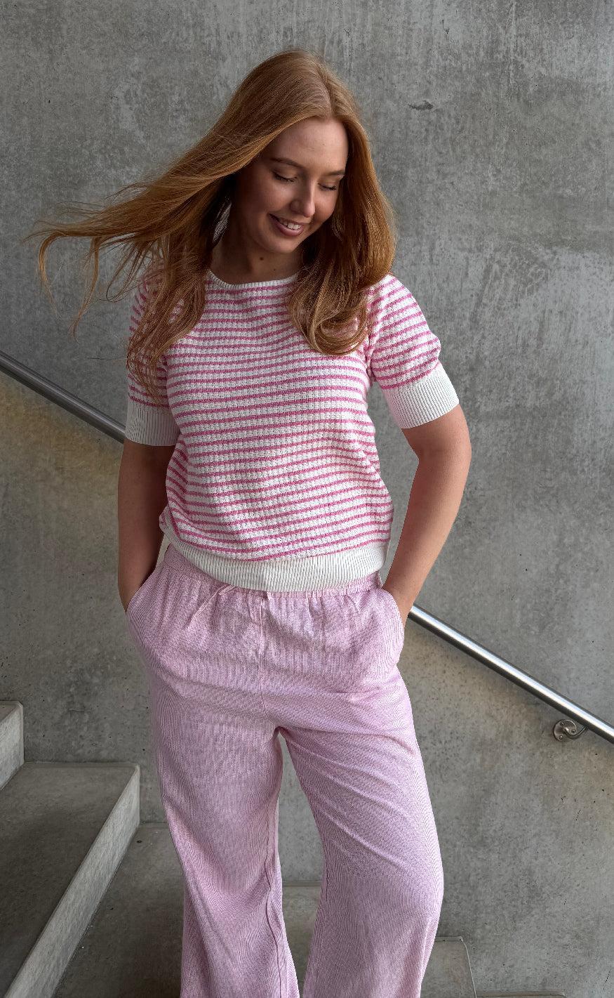 Freequent Pullover - Dodo - Star Off-white w. Fuchsia Pink