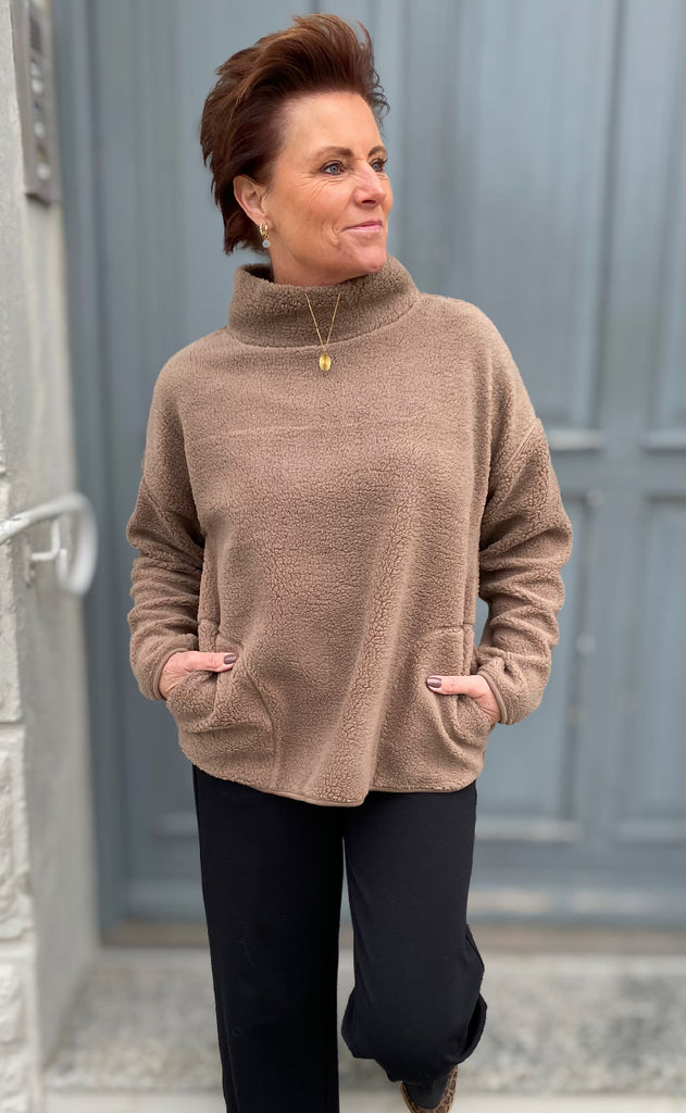 Freequent Pullover - Teddy - Desert Taupe
