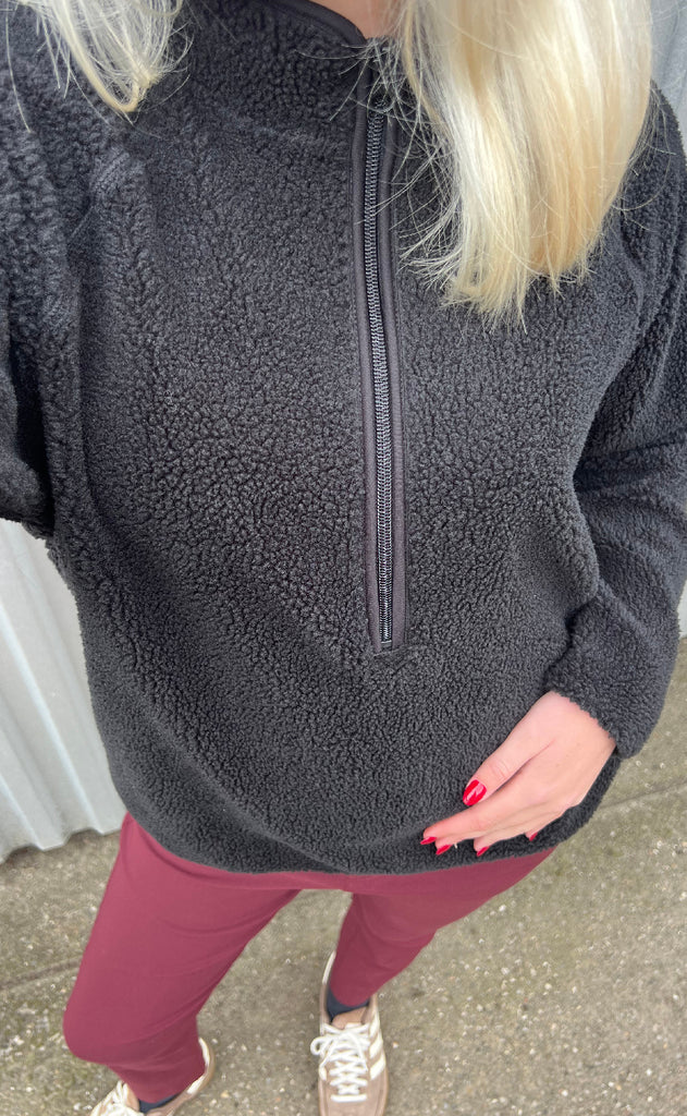 Freequent Pullover - Teddy Zip - Black