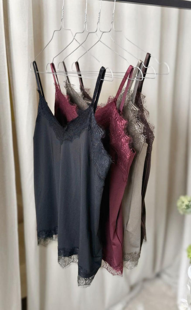 Freequent Top - Bicco Strap - Port Royale