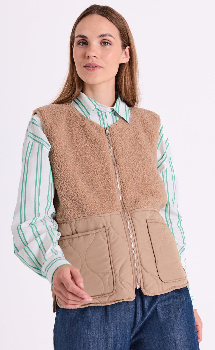 Freequent Vest - Amra - Silver Mink
