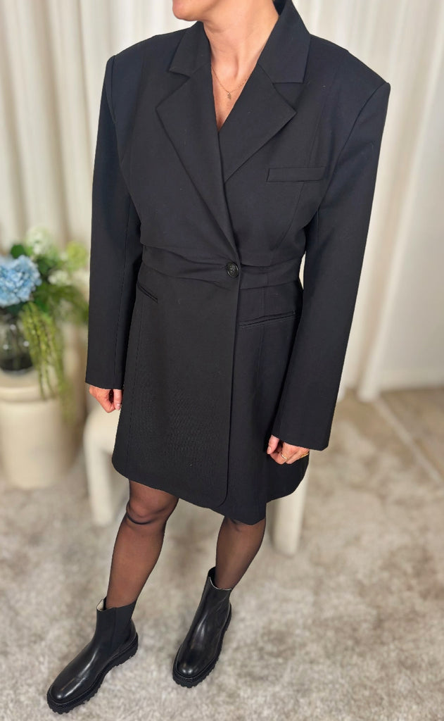 Gestuz Kjole - Pauline - Black