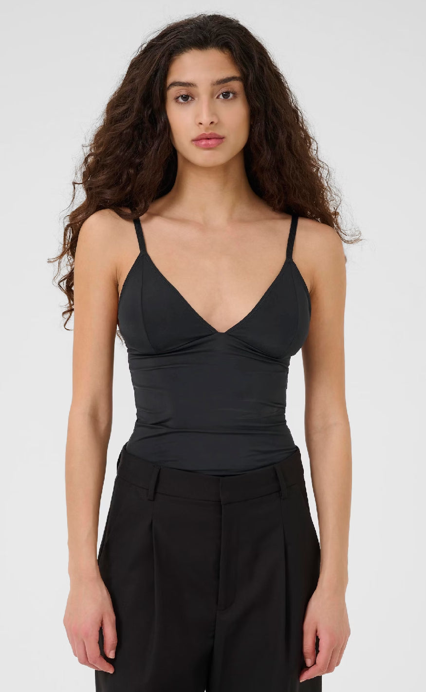 Gestuz Top - Cami - Black