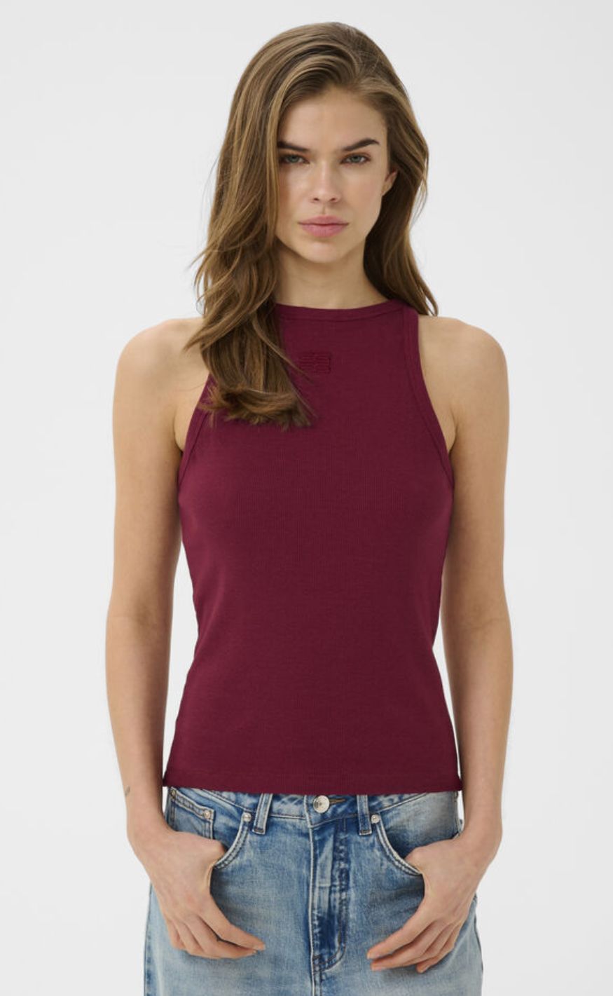 Gestuz Top - Drew Logo 2.0 - Cabernet