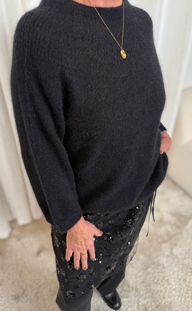 Gossia Striktrøje - Amelia - Black