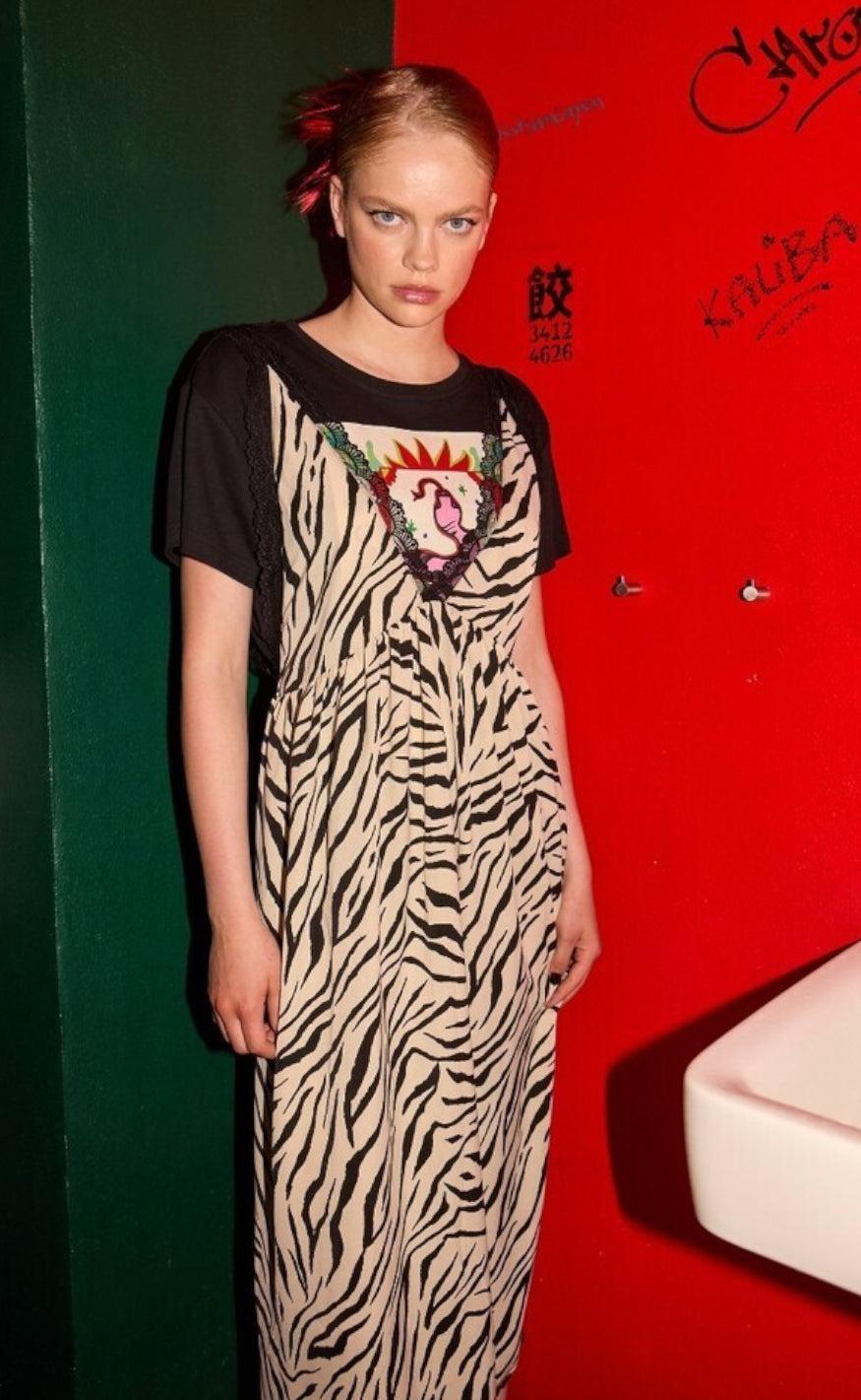Hunkøn Kjole - Vavara - Zebra Striped