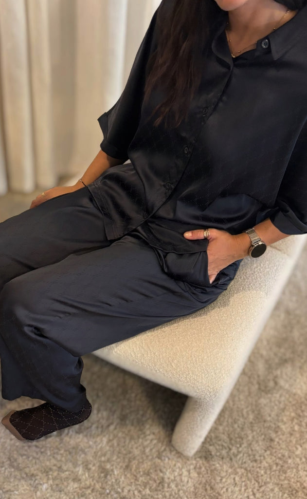 Hype the Detail Bukser - Wide 21 - Black