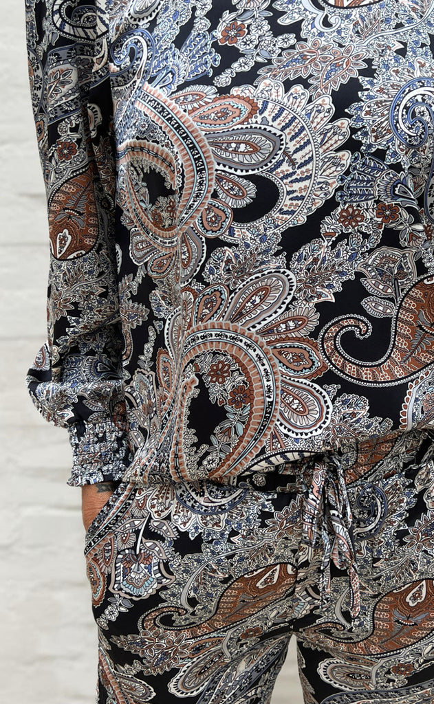 INA Copenhagen Bluse - Chili - Paisley Night