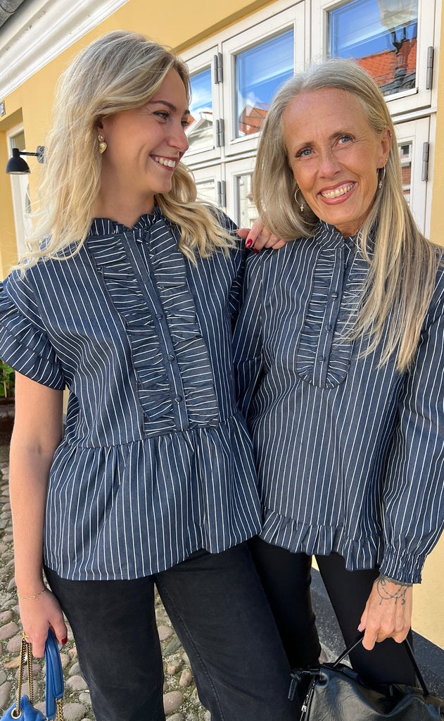 INA Copenhagen Bluse - Pia - Denim Blue Pinstripe