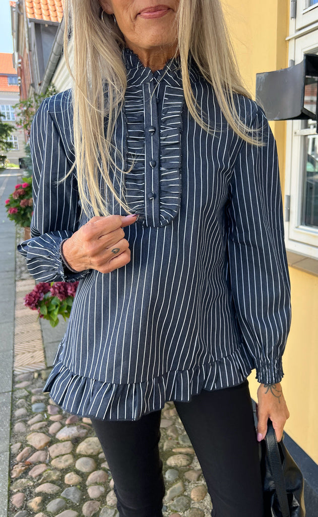 INA Copenhagen Bluse - Pia - Denim Blue Pinstripe