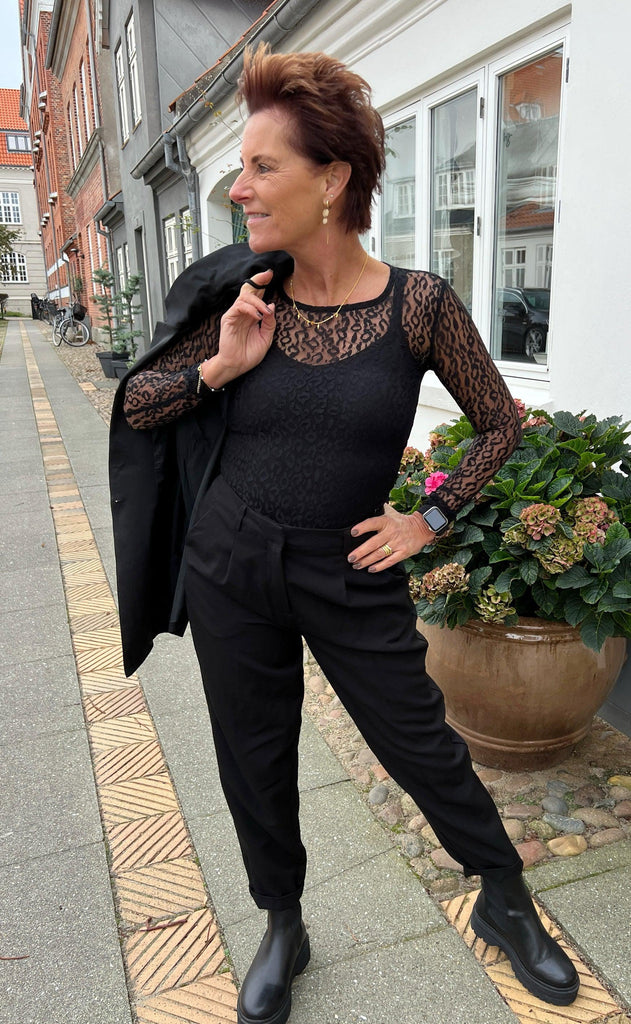 INA Copenhagen Bluse - Sofia - Black Leopard Lace