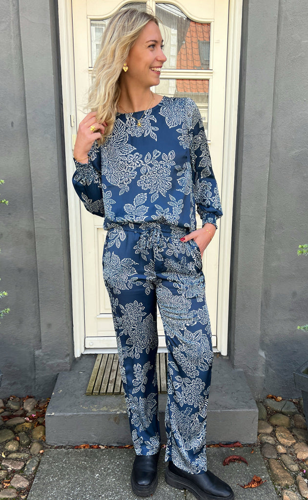 INA Copenhagen Bukser - Ida - Navy Blue Flower