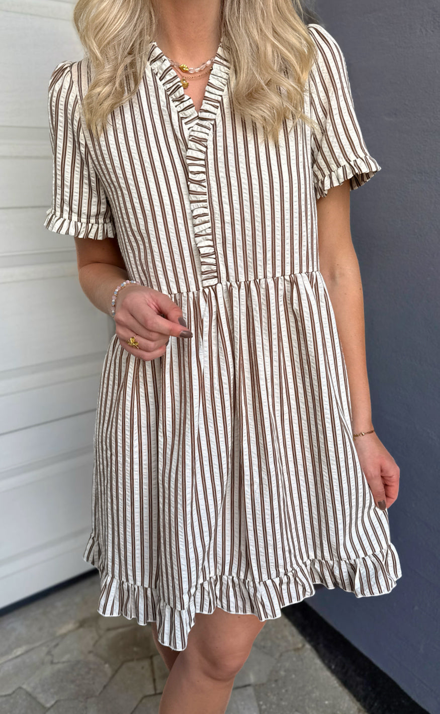 INA Copenhagen Kjole - Catja Summer - White / Brown Striped