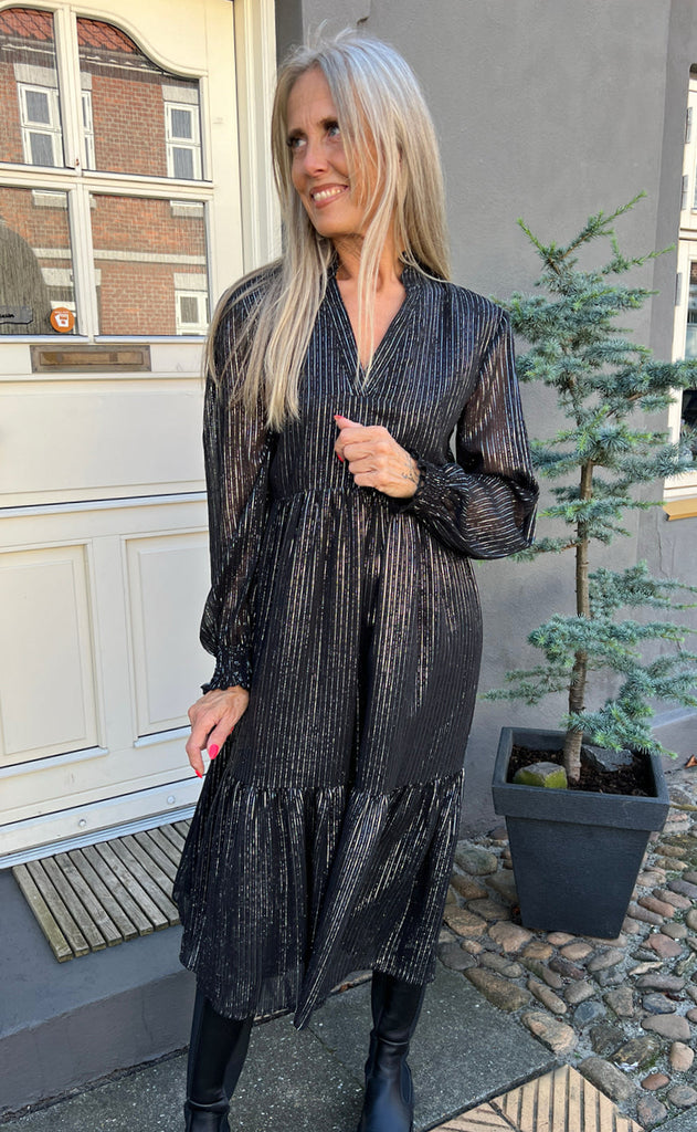 INA Copenhagen Kjole - Christel - Black W. Lurex Stripes