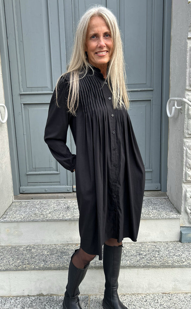 INA Copenhagen Kjole - Loui - Black