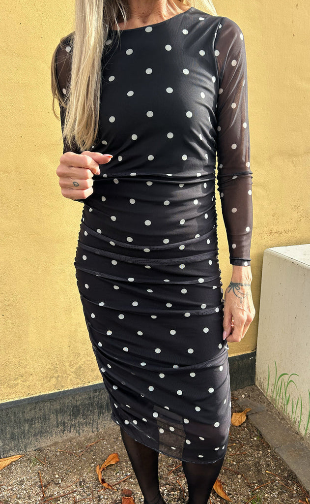 INA Copenhagen Kjole - Maddie Mesh - Black W. White Dots