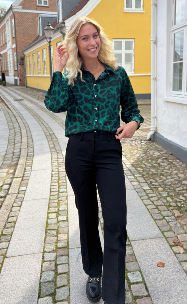 INA Copenhagen Skjorte - Stella - Green Leopard