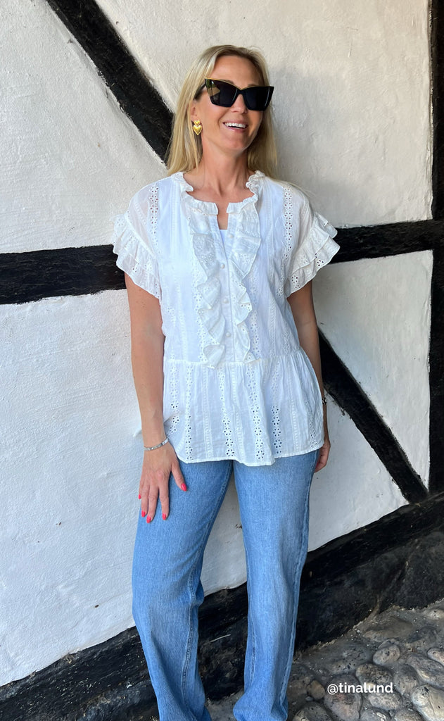 INA Copenhagen Top - Freya - White Broderie Anglaise