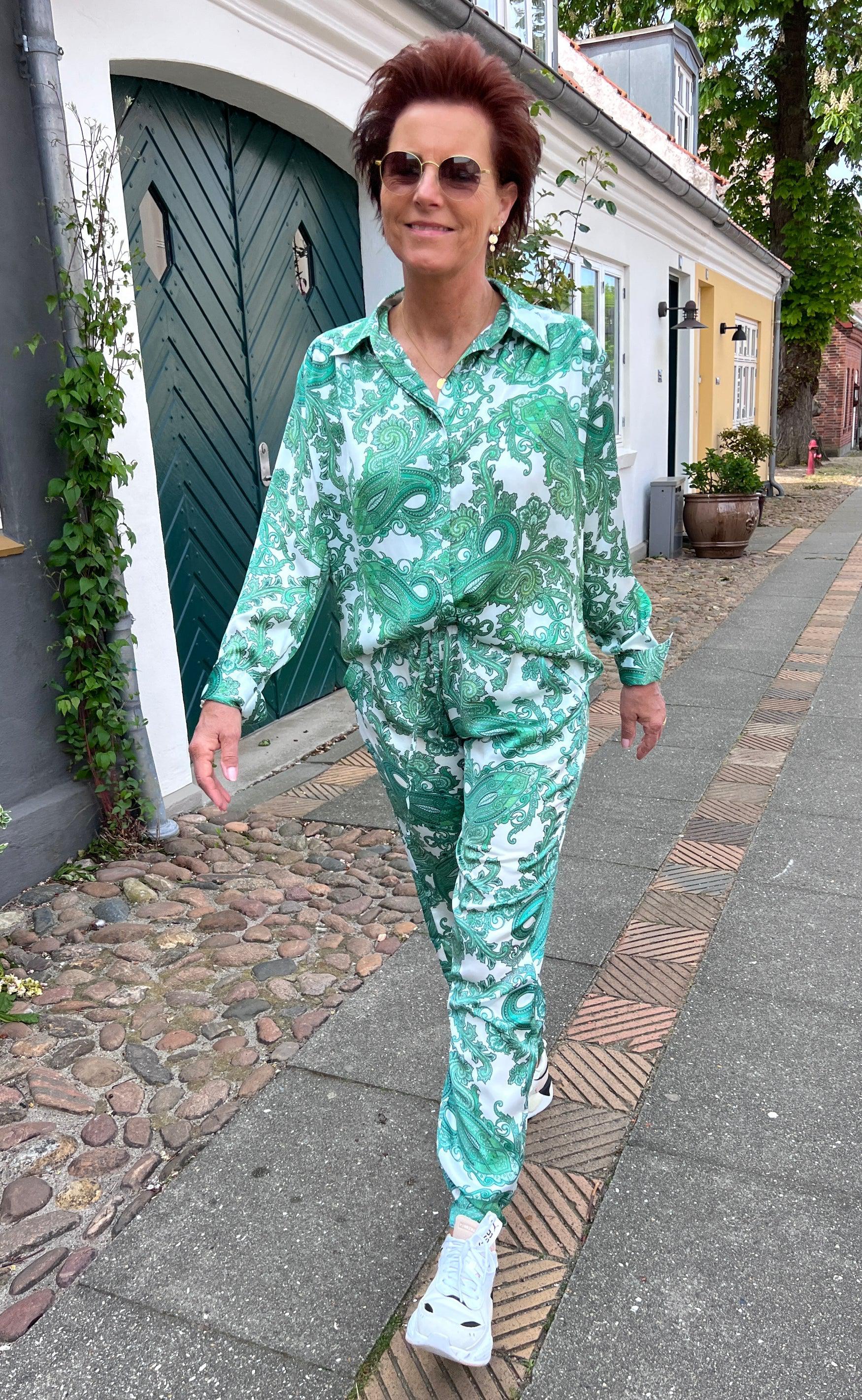 Karmamia Copenhagen Skjorte - Augusta - Paisley Green