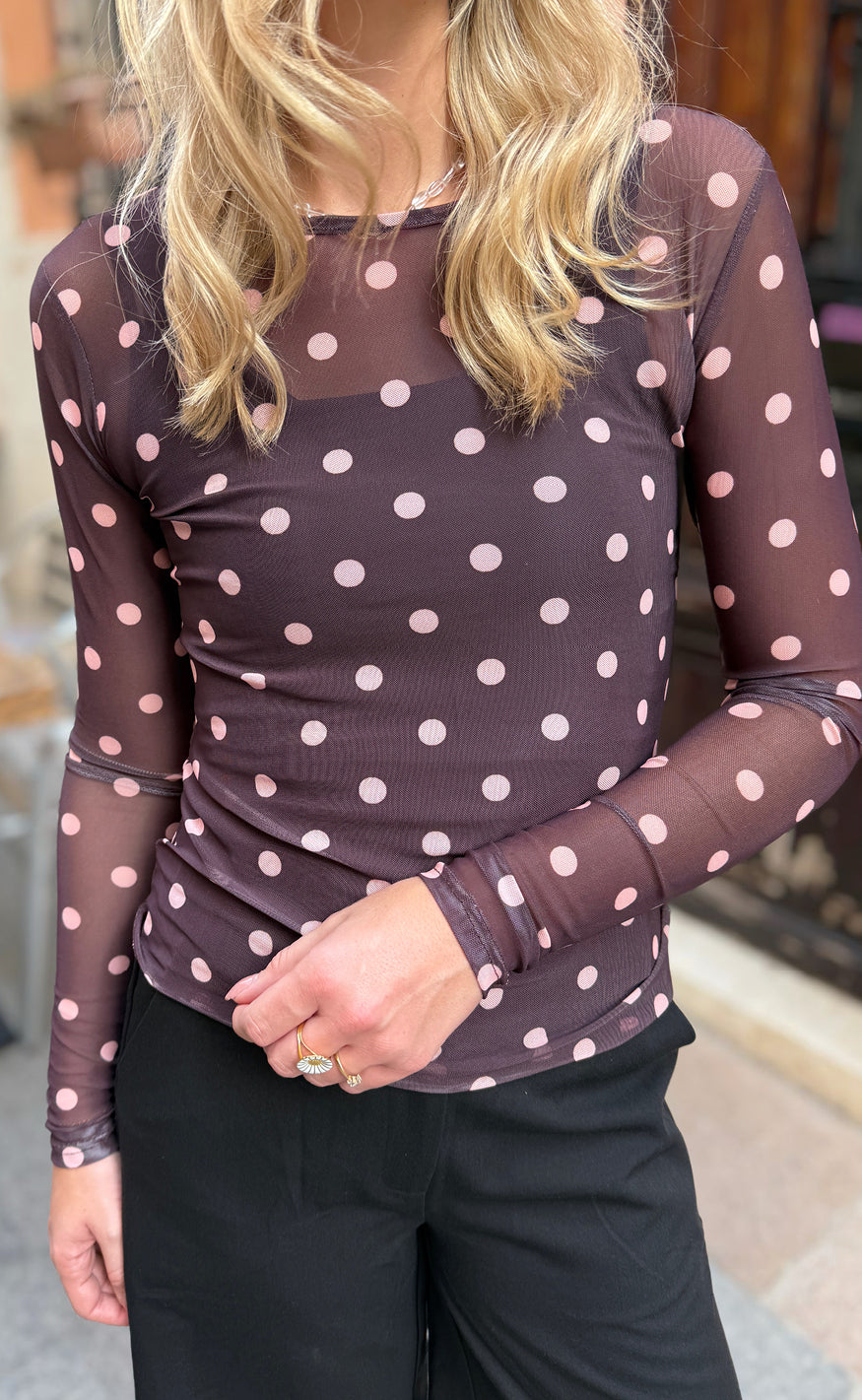 Liberté Bluse - Mesh - Plum Rose Big Dot