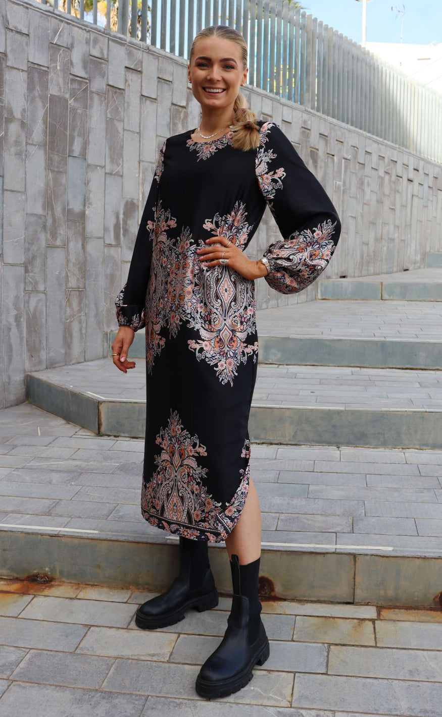 Liberte Kjole - Wennise - Black Paisley