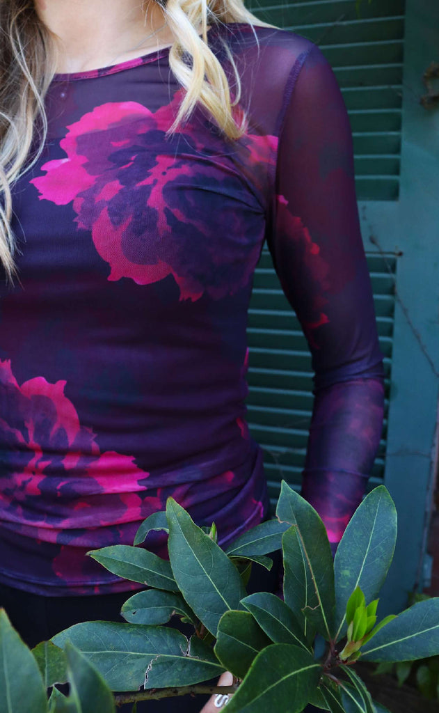 Liberte T-shirt - Mesh - Black Bordeaux Flower