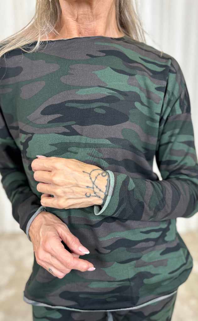 Liberte Top - Alma Fleece - Dusty Camo Dark Brown