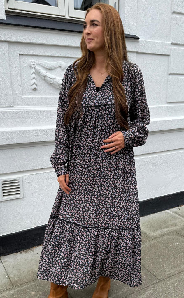 Lollys Laundry Kjole - Latour LL - Washed Black