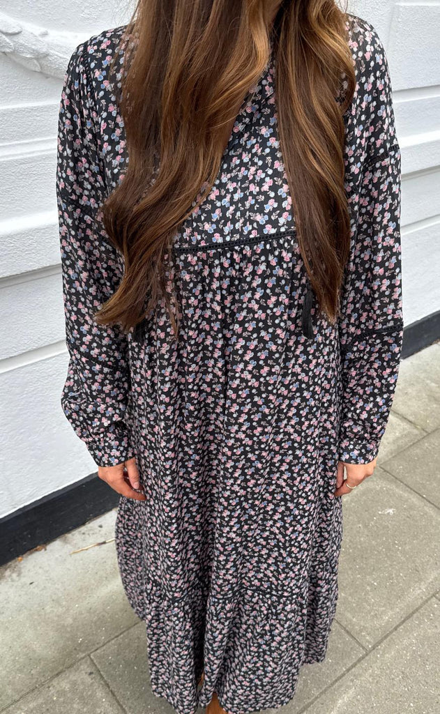 Lollys Laundry Kjole - Latour LL - Washed Black