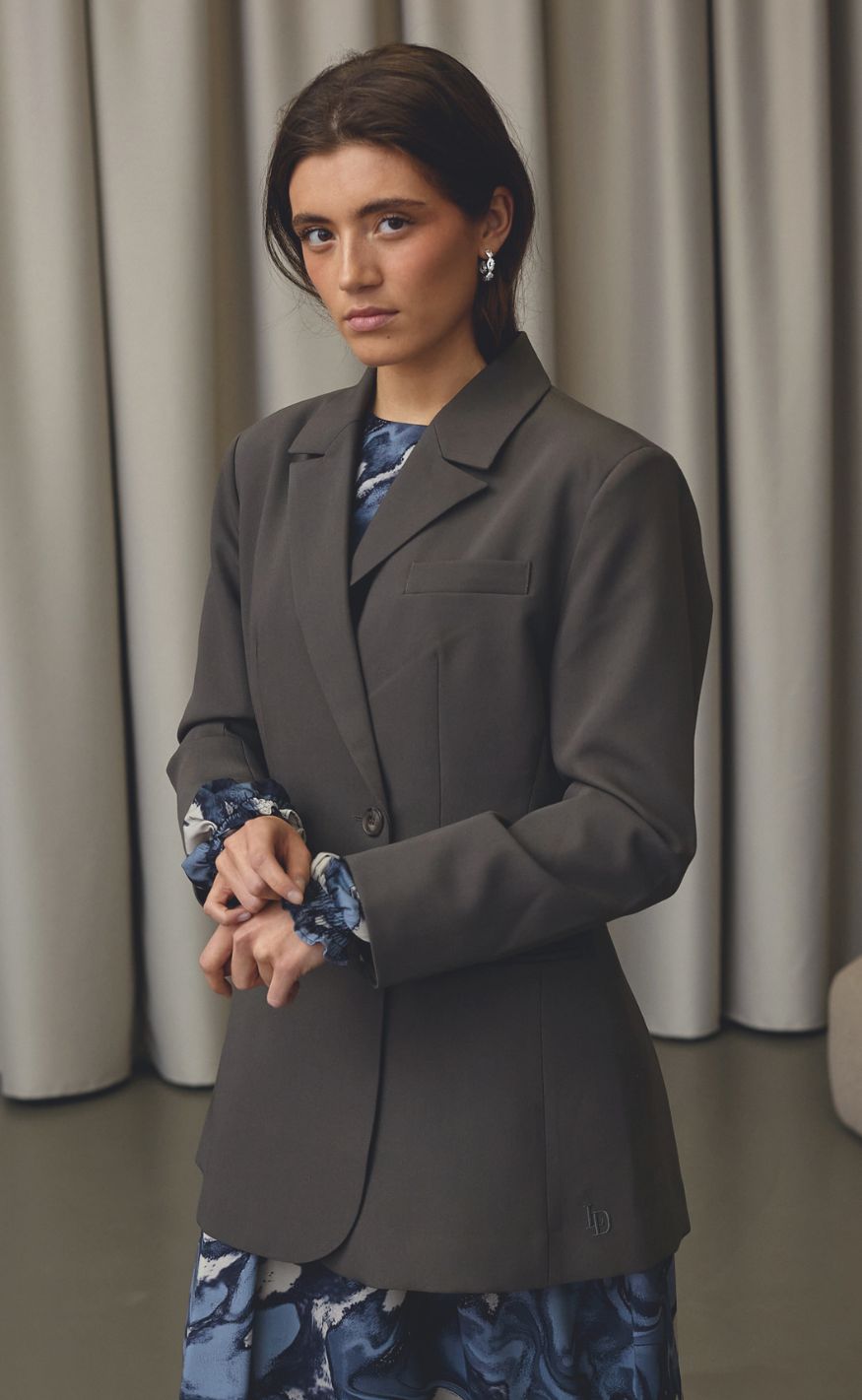Love & Divine Blazer - Love1494 - Earth