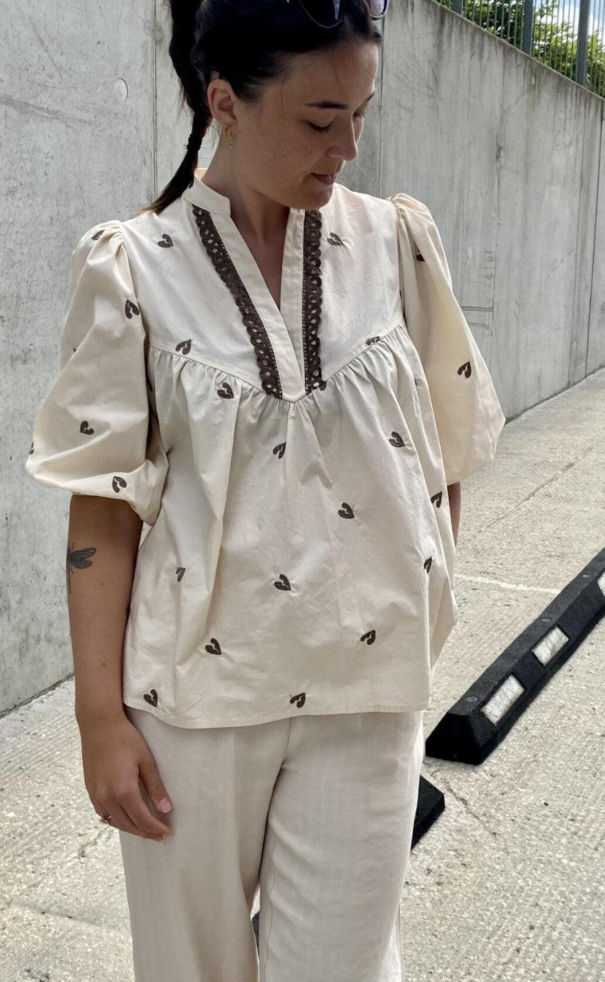 Love & Divine Bluse - Love1013 - Cream/Nut