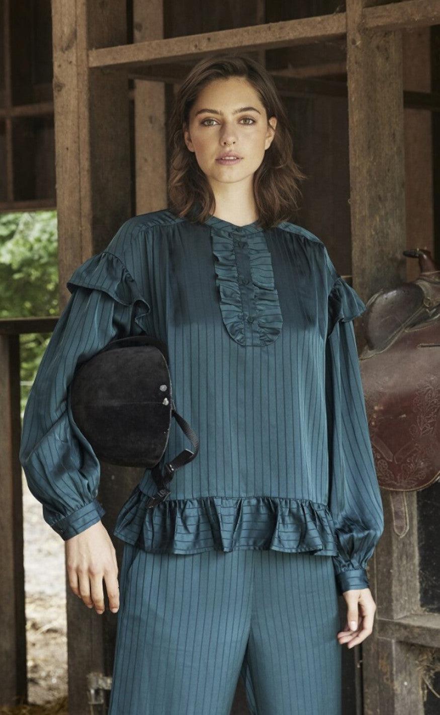 Love & Divine Bluse - Love1034 - Pine