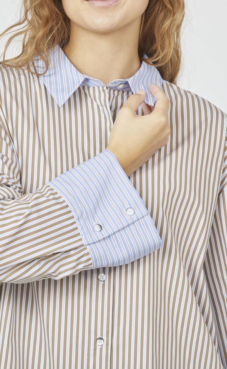 Love & Divine Bluse - Love1225-1 - Brown/Blue