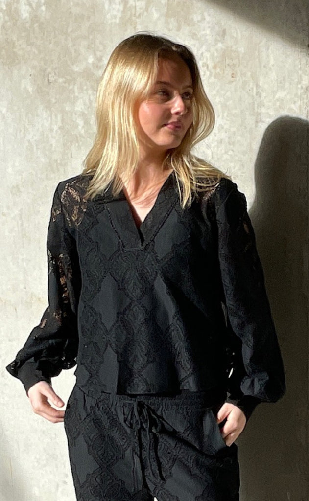 Love & Divine Bluse - Love1307 - Black