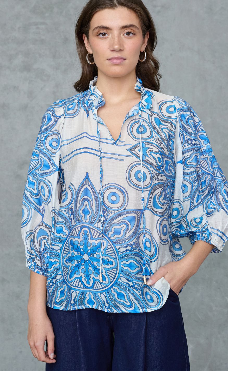 Love & Divine Bluse - Love1578 - Blue Paisley