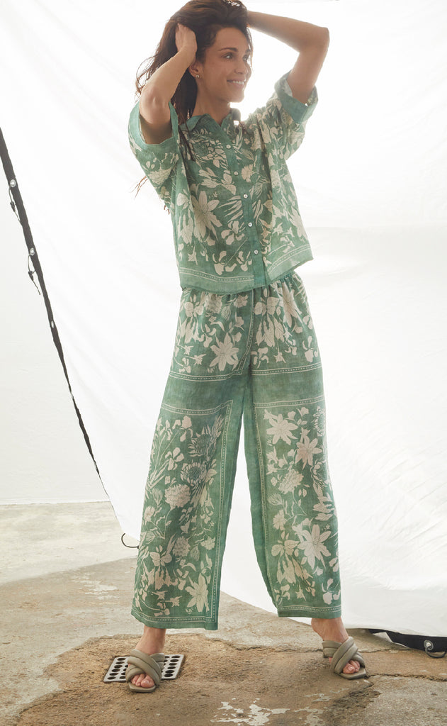 Love & Divine Skjorte - Love1338 - Green Flower