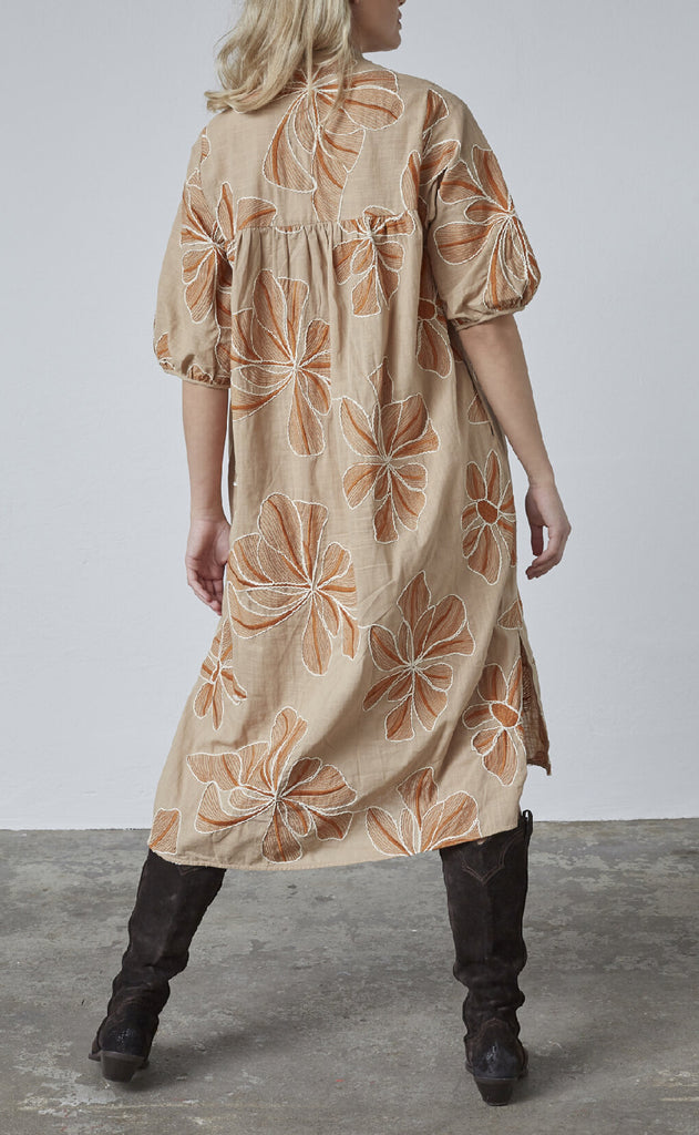 Love & Divine Kjole - Love1009-1 - Sand Flower