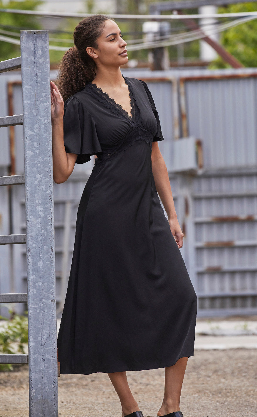 Love & Divine Kjole - Love1368 - Black