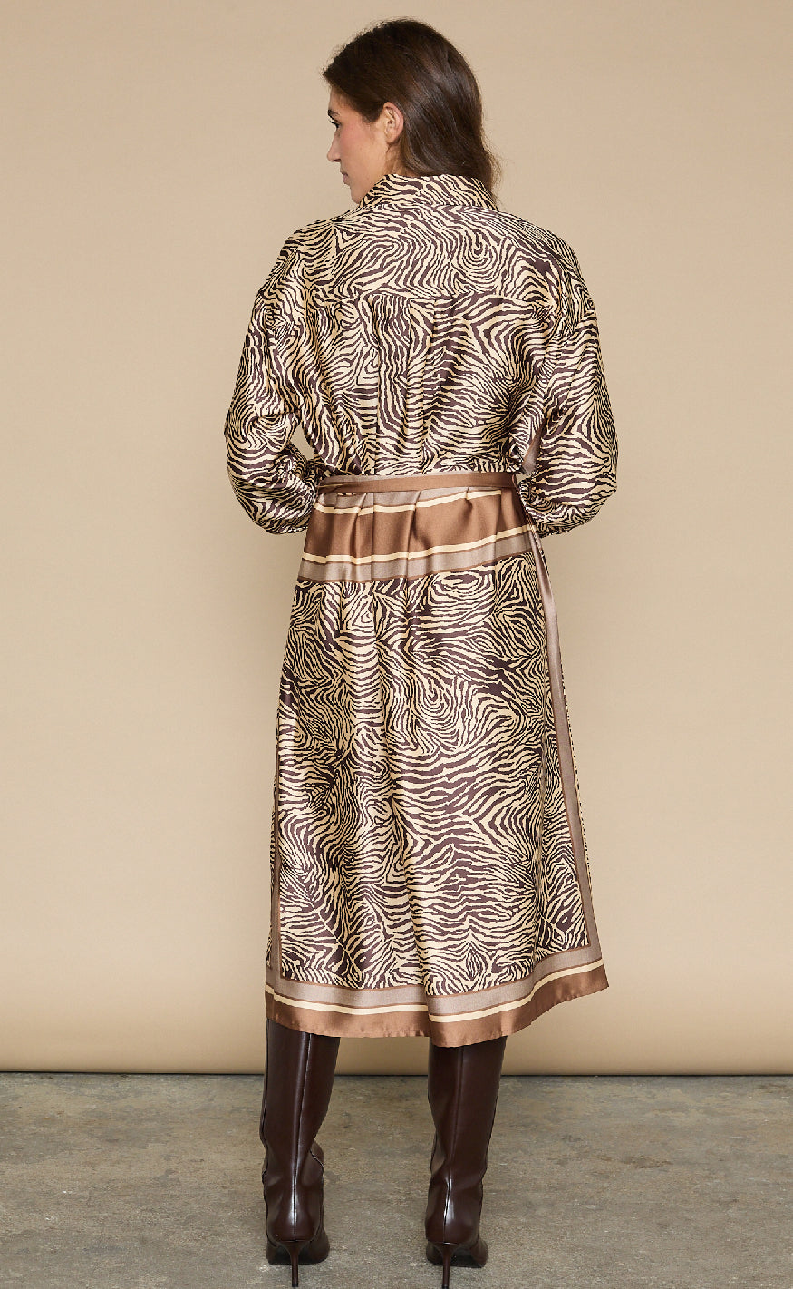 Love & Divine Kjole - Love1394-2 - Brown Zebra