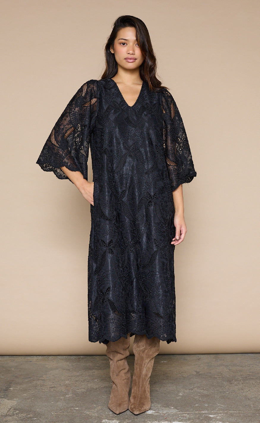 Love & Divine Kjole - Love1444 - Black