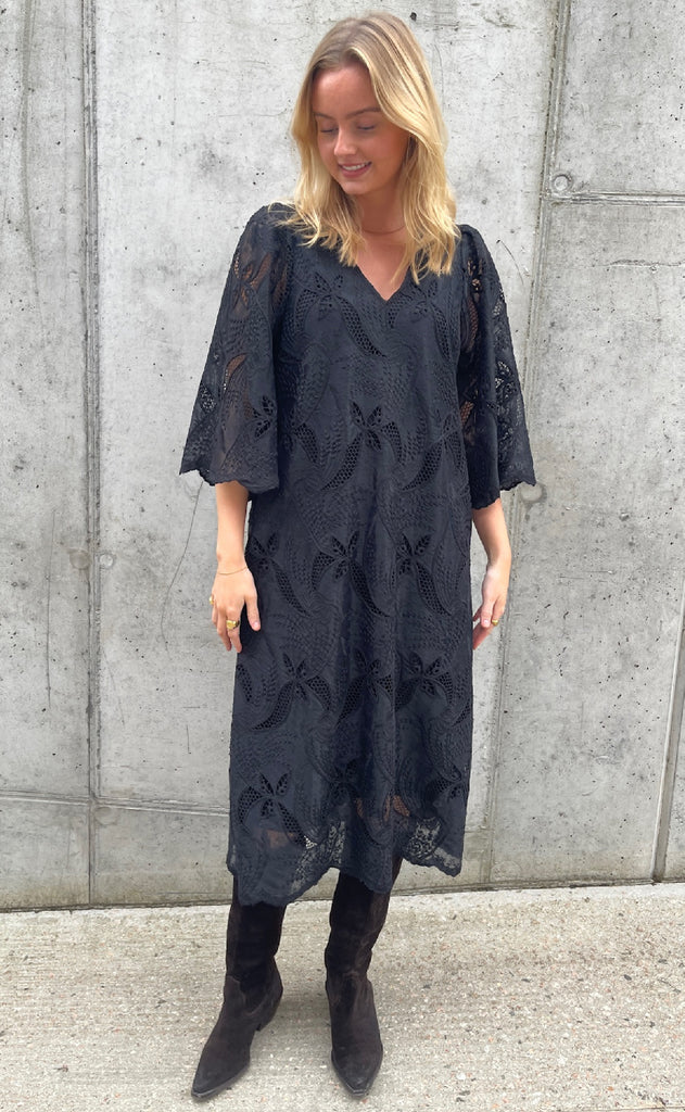 Love & Divine Kjole - Love1444 - Black