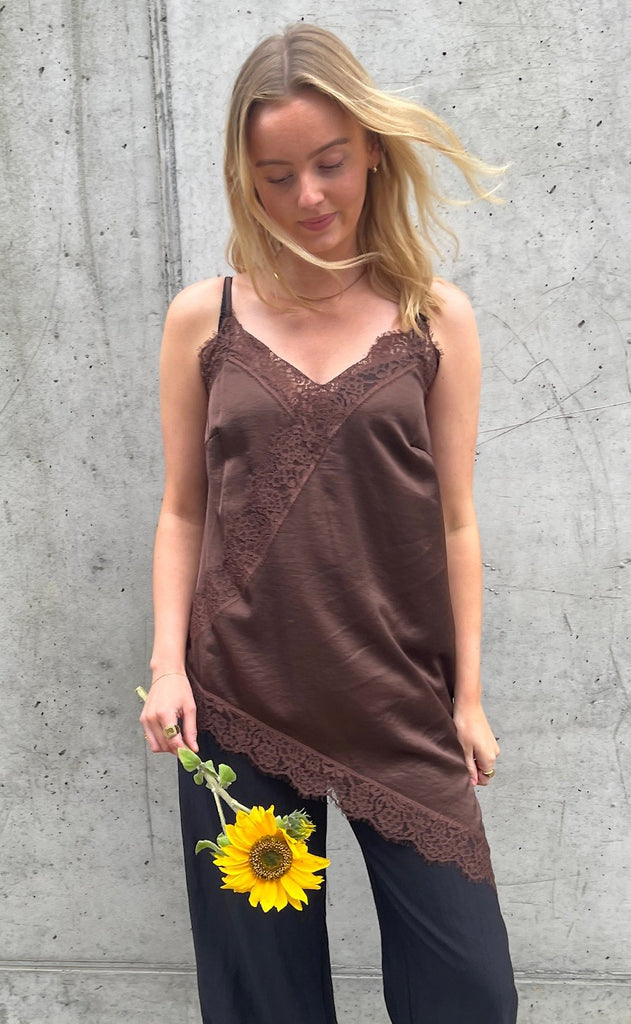 Love & Divine Kjole - Love1472 - D. Chocolate