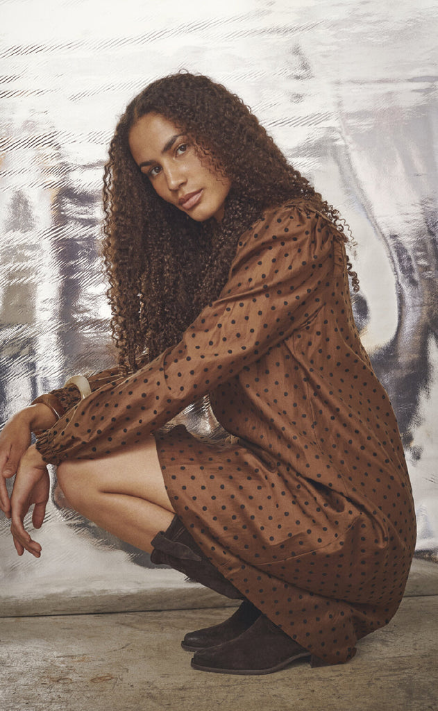 Love & Divine Kjole - Love870-3 - Chocolate/Dot